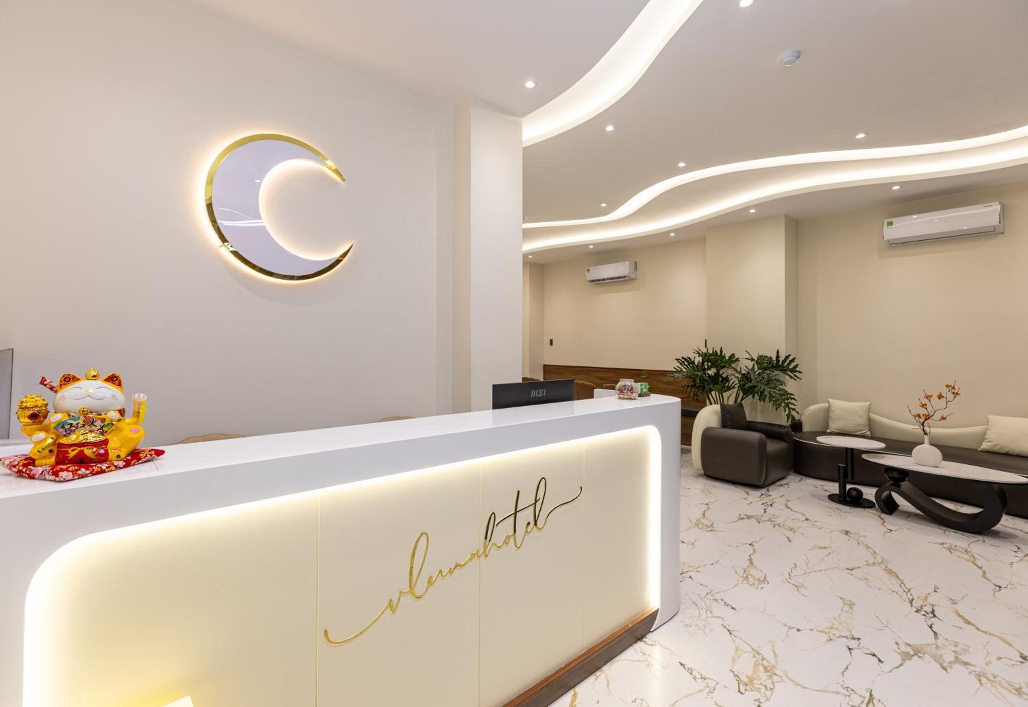 V'Luna Hotel - Managed By Thm Cần Thơ Extérieur photo