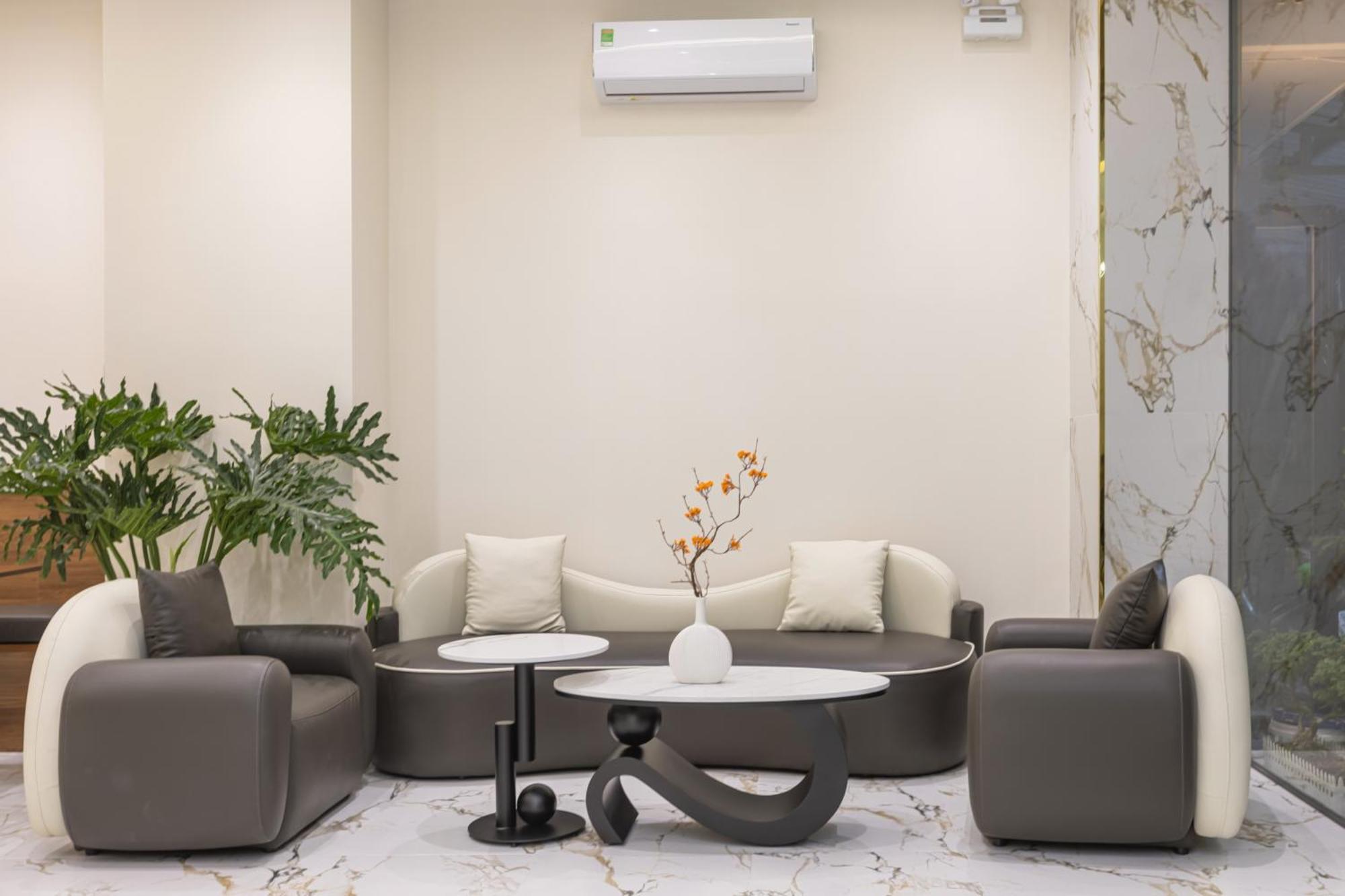 V'Luna Hotel - Managed By Thm Cần Thơ Extérieur photo