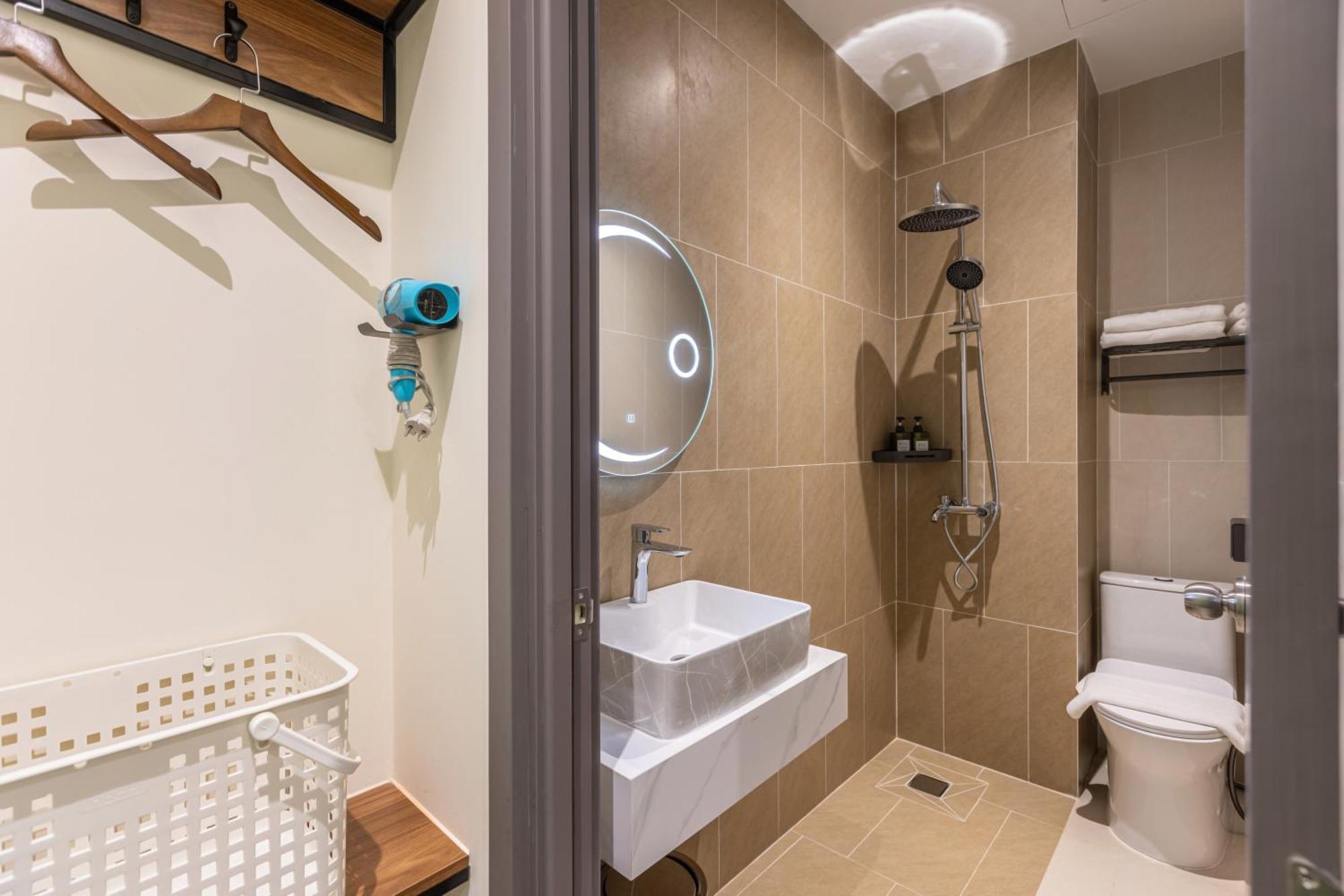 V'Luna Hotel - Managed By Thm Cần Thơ Extérieur photo